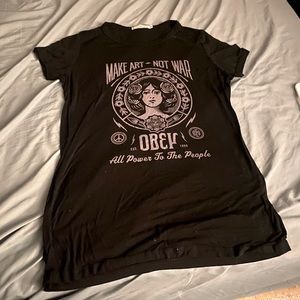 Obey t-shirt